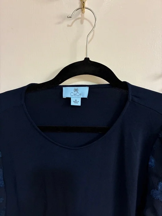 NWT CeCe Navy Floral Sheer Sleeve Blouse Sz M - Picture 5 of 9